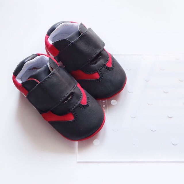 Jordan Black Red Baby to Toddler Prewalker Shoes - Sepatu Anak Bayi Laki Laki Stripe Lucu