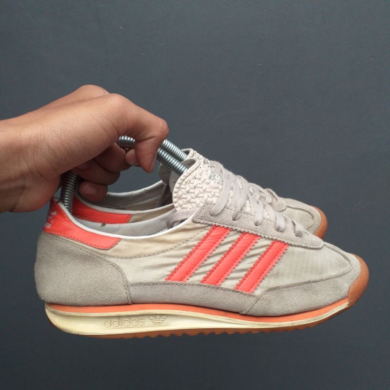 ADIDAS SUPERLIGHT72 / SL72 SECOND ORIGINAL STRIP ORANGE SIZE 38
