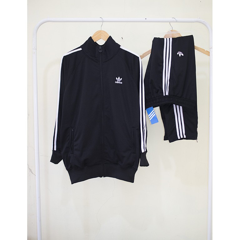TRACKSUIT ADIDAS SETELAN PRIA DAN WANITA Shopee Indonesia TRACKSUIT ADIDAS SETELAN PRIA DAN WANITA Shopee Indonesia