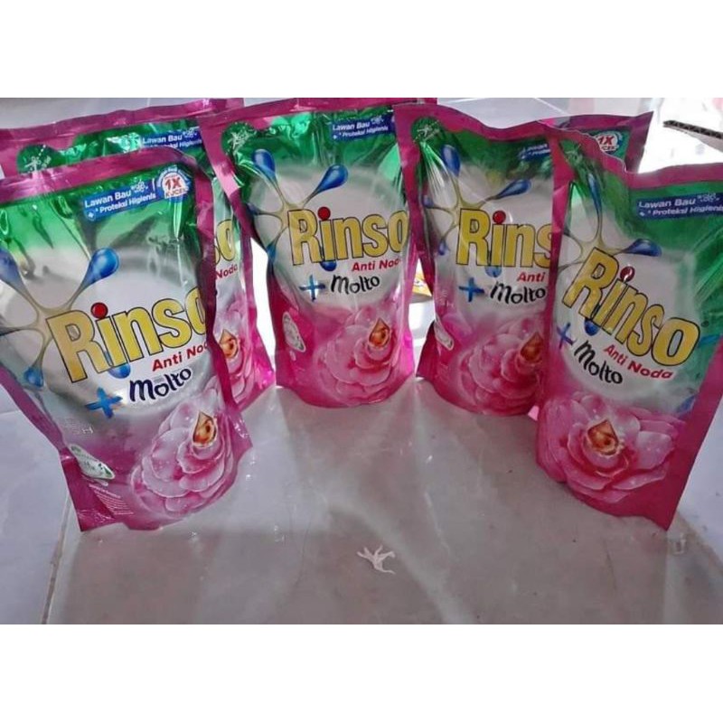 

Rinso Cair Anti Noda+molto Rose Fresh / Classic Fresh / Japanese Peach 750ml