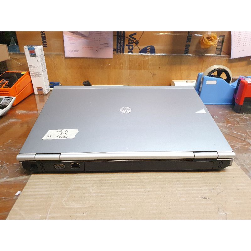 Laptop HP Elitebook 820 G3 Core i5 Ram 32GB Ssd 1TB Slim Ringan Warna Silver