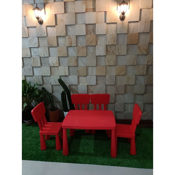 Preloved meja belajar anak IKEA mammut