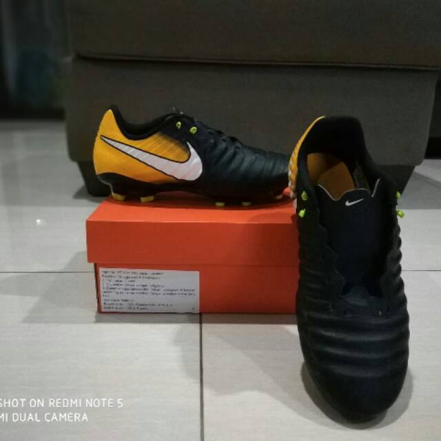 Sepatu Bola Nike Tiempo Ligera IV FG Original - Preloved