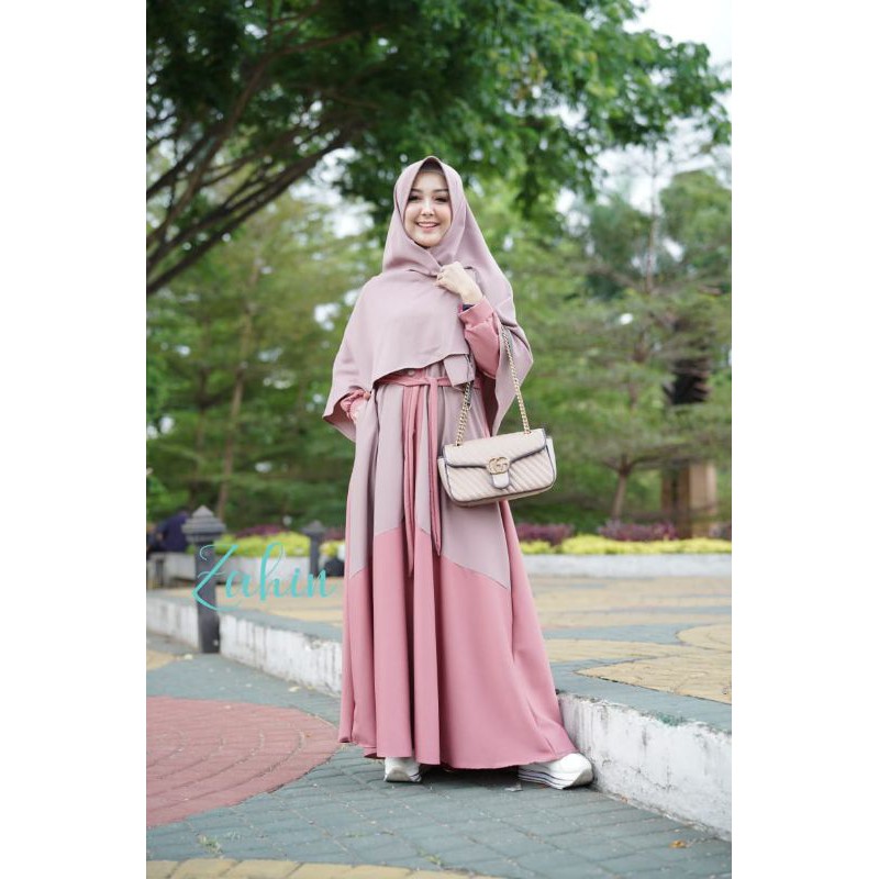 Kayla set hijqb Zahin