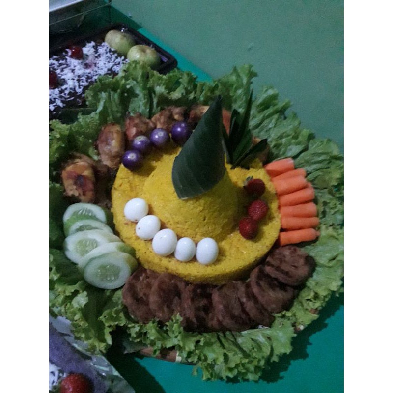 

Nasi Kuning tumpeng 5org