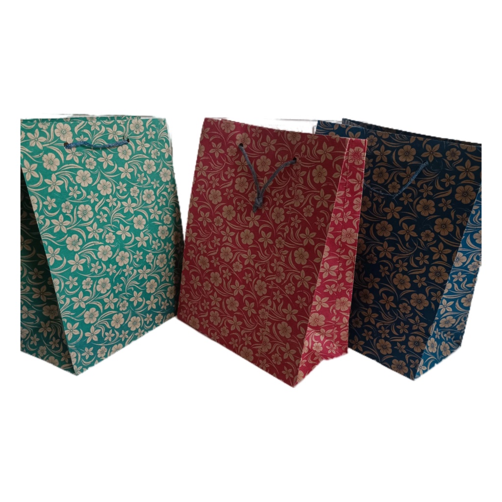 Paperbag  Tas Kertas R7 Ukuran 20X10X25CM lusinan Cocok untuk tempat souvenir, kado, hajatan/tas hajatan tas kertas/tas souvenir