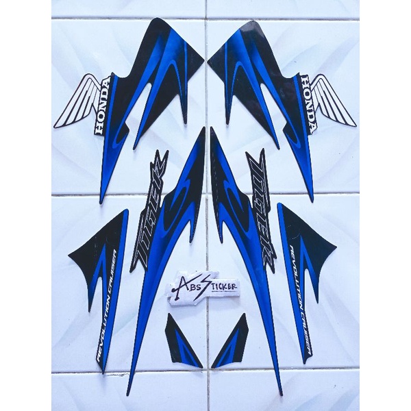 Striping tiger revo 2013 hitam biru | stiker motor tiger revo biru