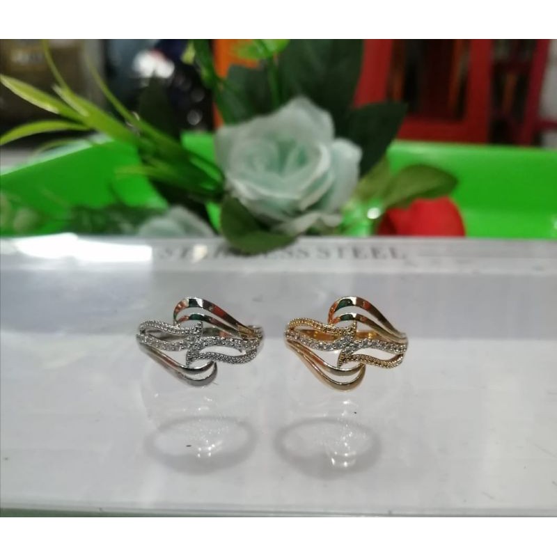 CINCIN WANITA TITANIUM ANTI PUDAR WARNA GOLD DAN SILVER LAPIS EMAS 24 K