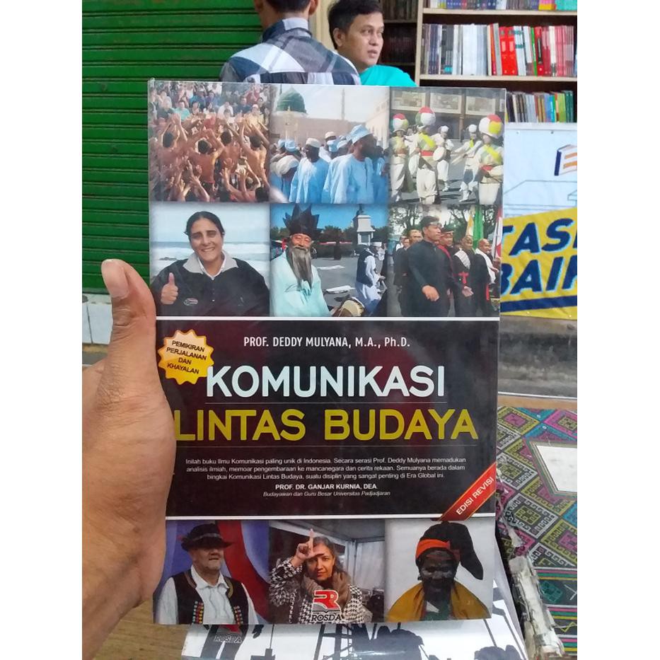 

komunikasi lintas budaya