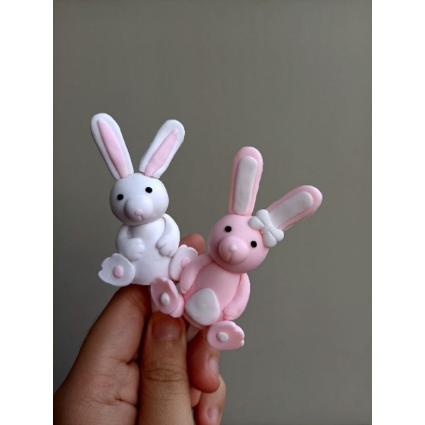 

Cake Topper Kelinci