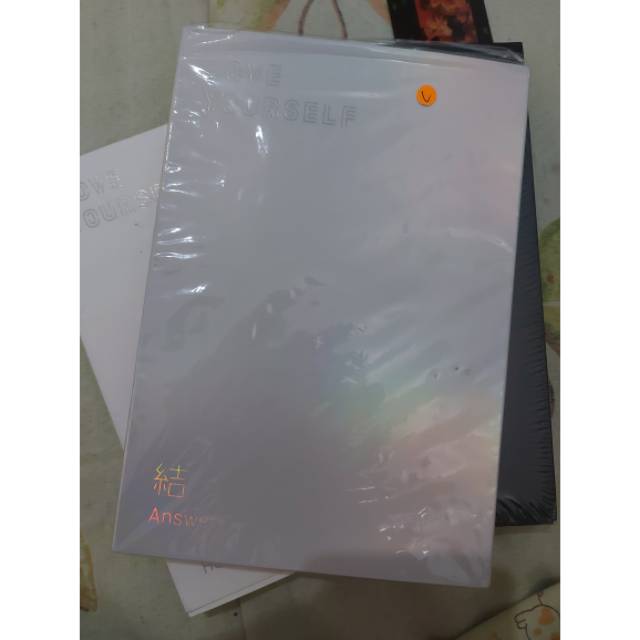 Preloved Album Bts Pc V Jin Shopee Indonesia