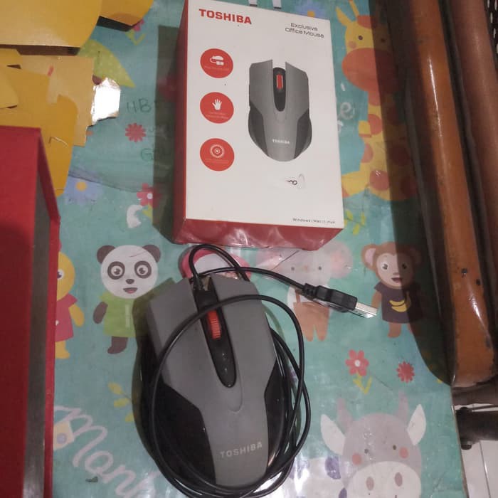 Mouse optik . mouse komputer
