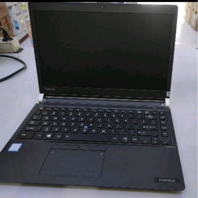 TOSHIBA DYNABOOK R73 CORE I5 GEN 5