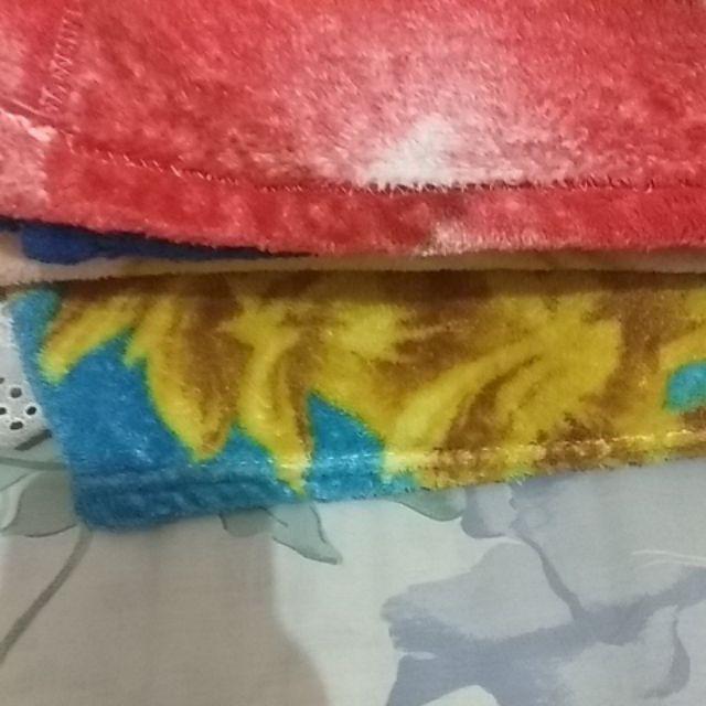 Gorden Blackout Premium Abu Tua Abu Muda 6 Gelmbung 12 Lubang Smokring Silver L 100×200 T