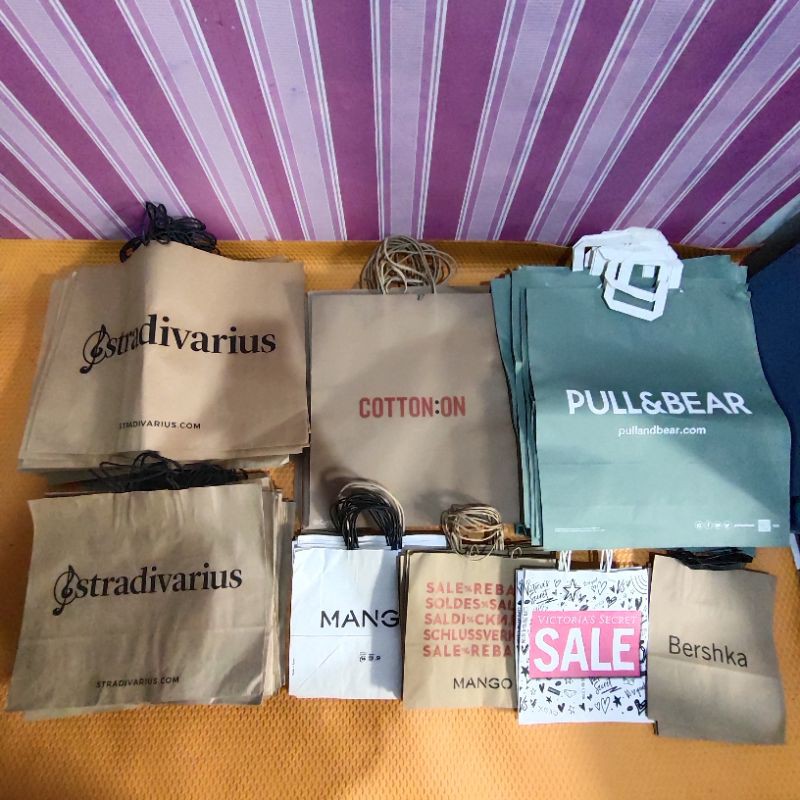 

READY STOCK PAPERBAG CONVERSE STRADIVARIUS PULL&BEAR BERSHKA MANGO COTTON ON ❗ WAJIB BACA DESKRIPSI