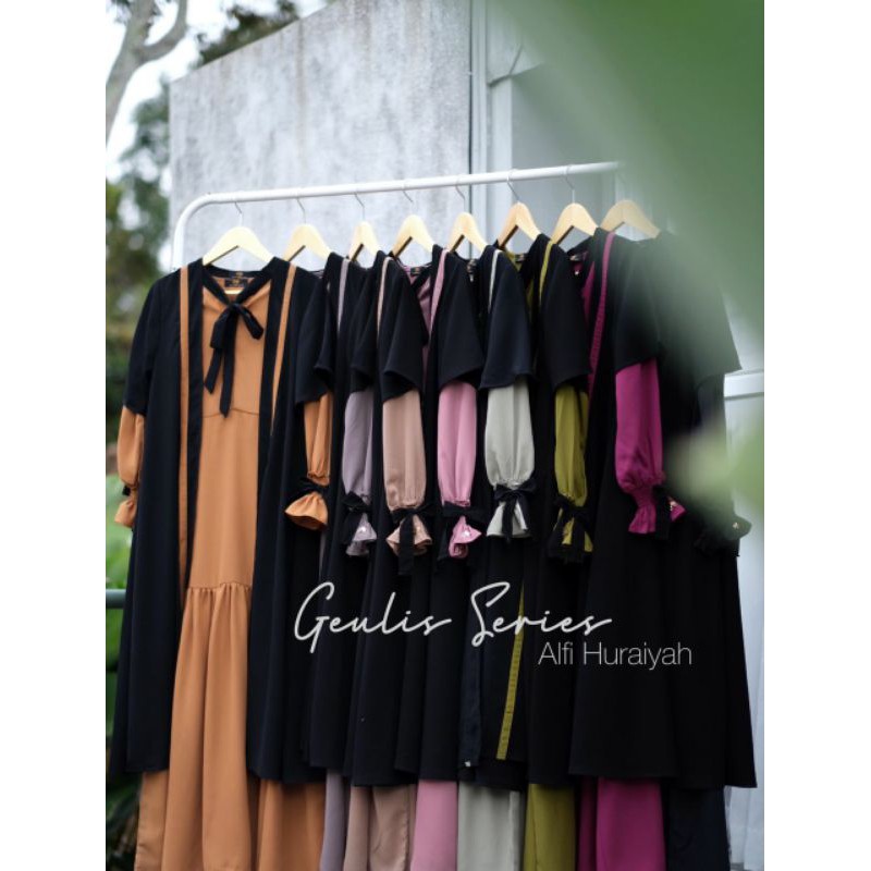 [Alfi Huraiyah] Gamis Geulis Tanpa Khimar