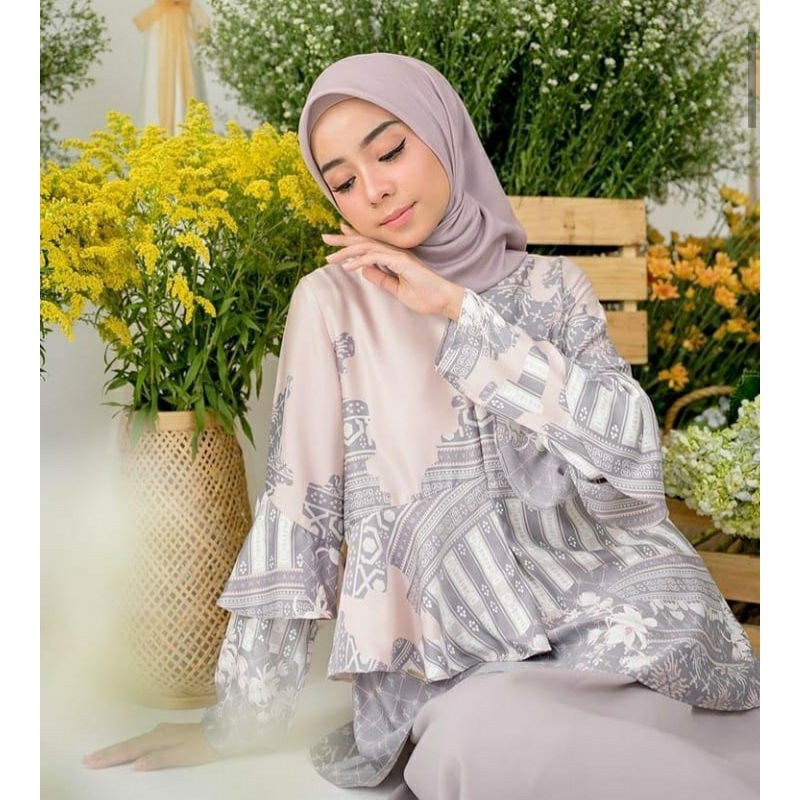 Jeumpa Blouse - Wearing Klamby