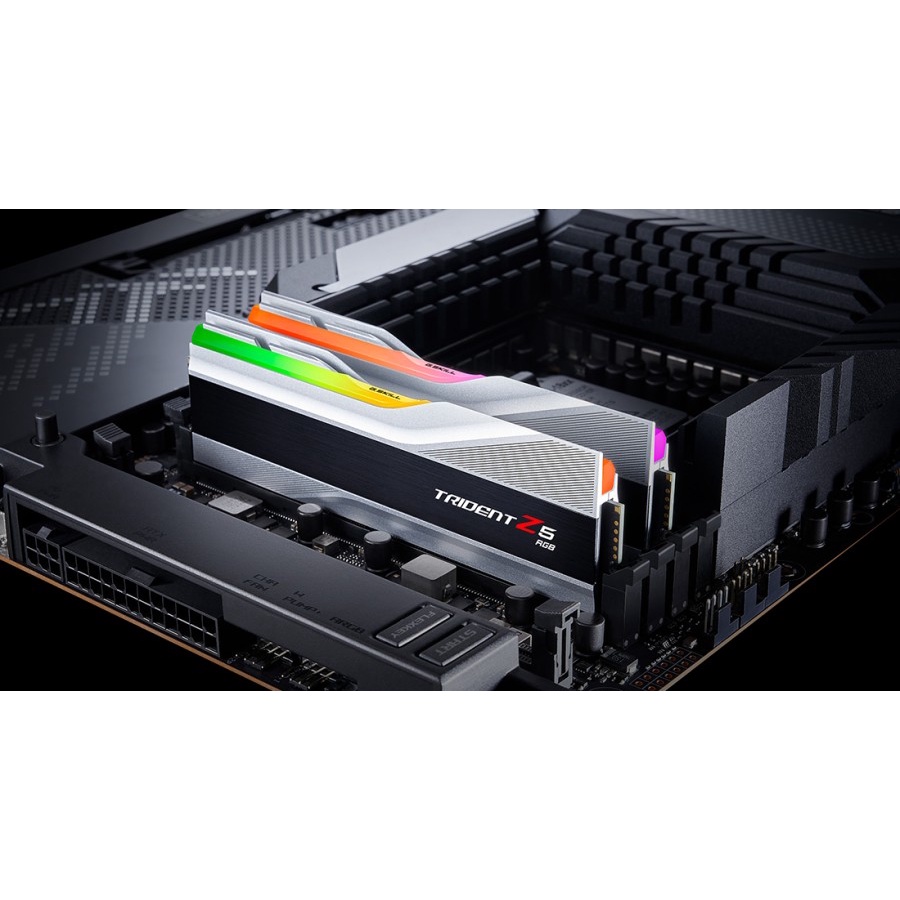 Ram Gskill Trident Z5 RGB 32GB Kit 6000Mhz DDR5 White CL36 1.30V