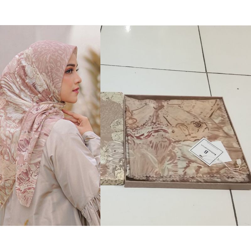 Buttonscarves Farsha in Misty Rose