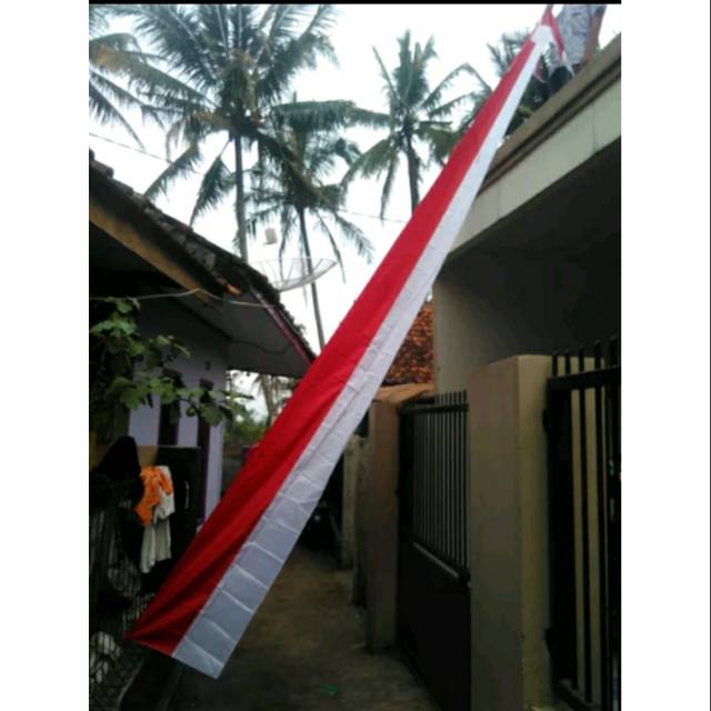 Bendera Layur Merah Putih