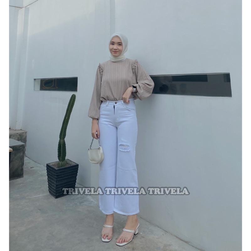 Lycca White Cullotes Jeans