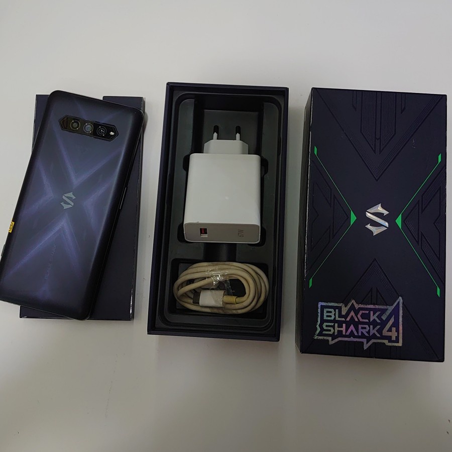 BLACKSHARK 4 8/128 SECOND (GARANSI RESMI)