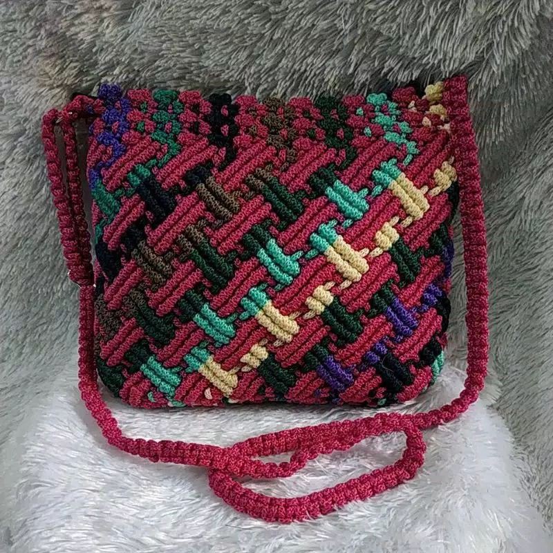 Tas talikur motif bambu silang uk 20*24cm/tas rajut murah/grosir tas talikur jogja