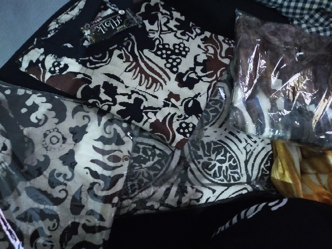 Kaos Cap Batangan Keren Bahan Katun Adem Nyaman