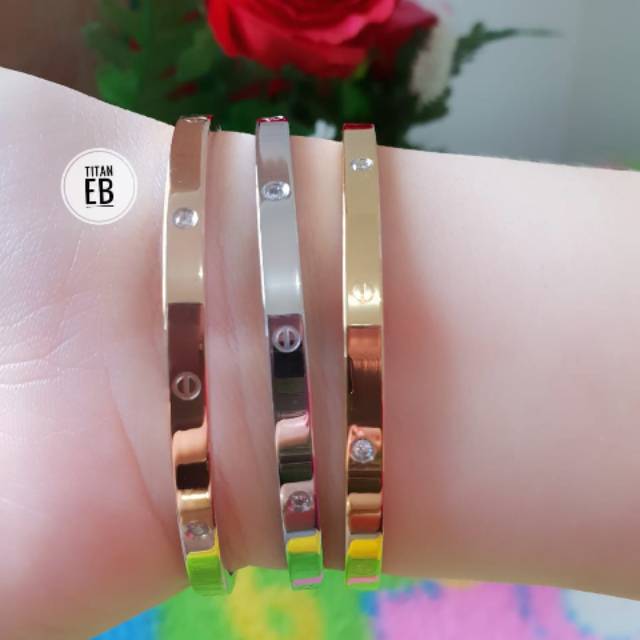 Gelang titanium mata-mata diamond n90