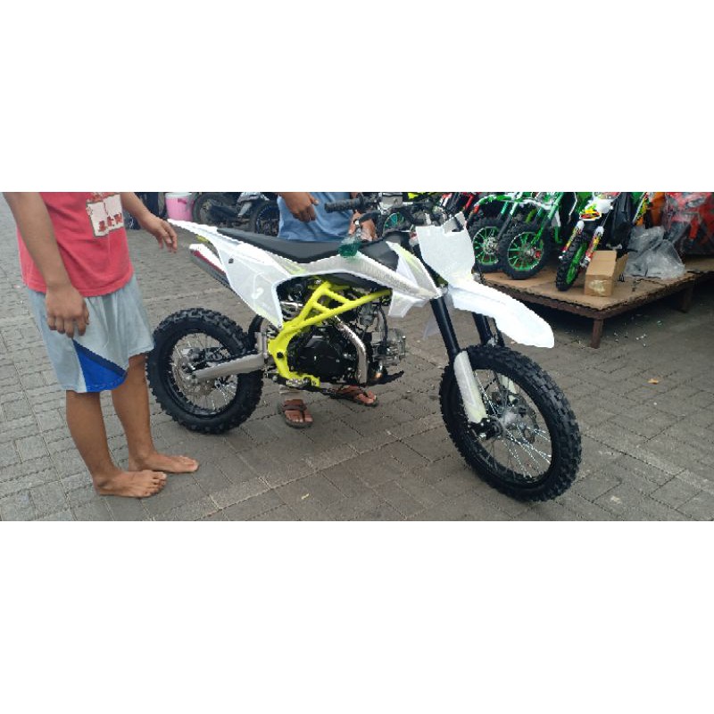 MOTOR TRAIL K3  MEDIUM MESIN 4 TAK 125CC RING 17 14 MANUAL KOPLING KUALIATAS PREMIUM GOOD QUALITY