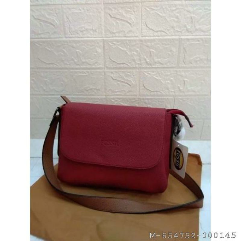 TAS SELEMPANG WANITA Warna: Hitam, Merah, Coklat, Kuning, Coklat tuaUkuran: M