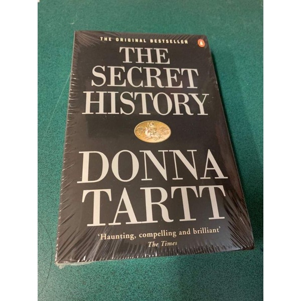 The Secret History Paperback - UK Original