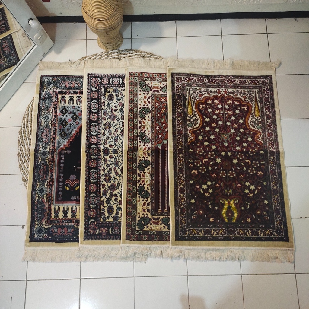 Sajadah Bulu Yakar Karpet Turki / Sajadah Tebal Besar Premium Berkualitas