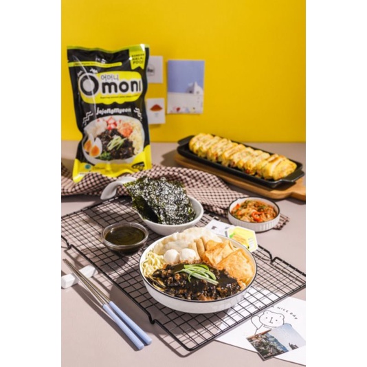 

Jajangmyeon Chicken + Mandu by Omoni 200g Rasa Asli Korea Pecinta Korea Wajib Coba! | Korean Food Halal | Makanan Korea Hits