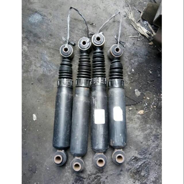 Shockbreaker peugeot 206 belakang