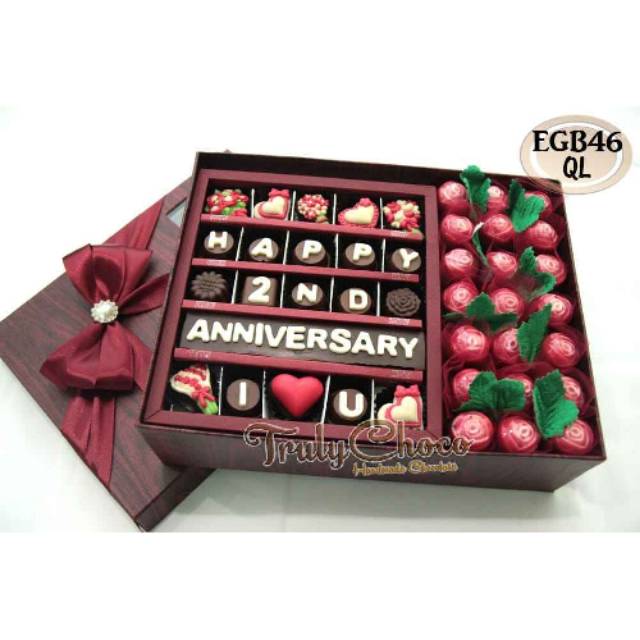 

Hadiah anniversary cokelat Trulychoco untuk pasangan