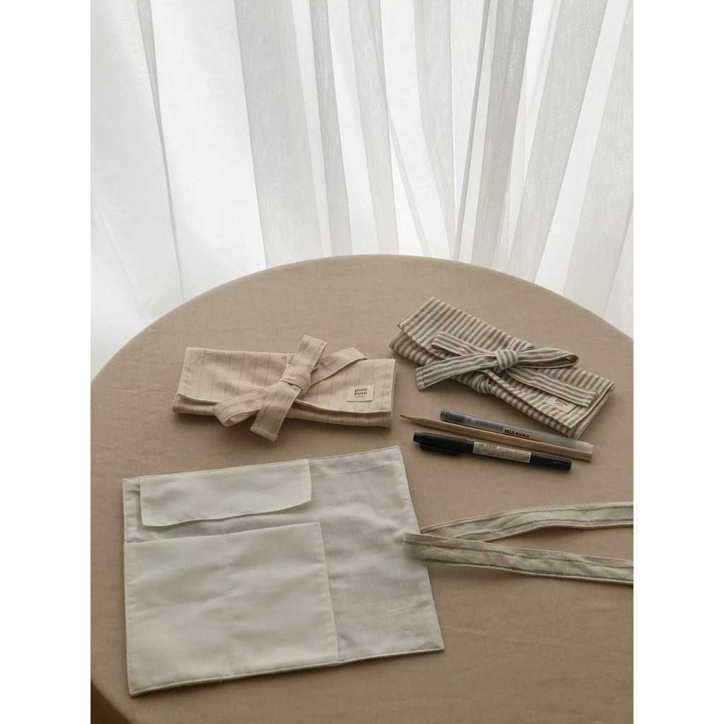 

Dunn - linen multi case