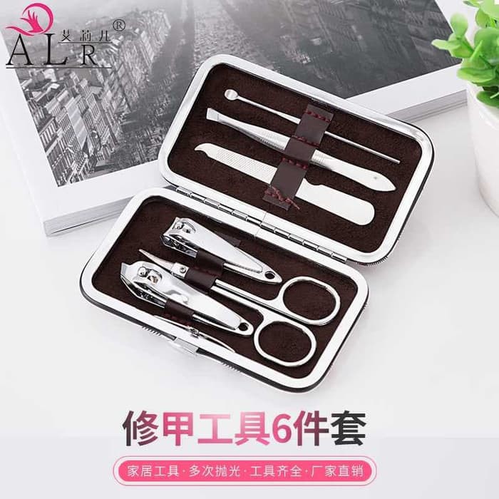 Nail Art Set Perlengkapan Manicure Pedicure 7 Pcs Gunting Kuku Wajah