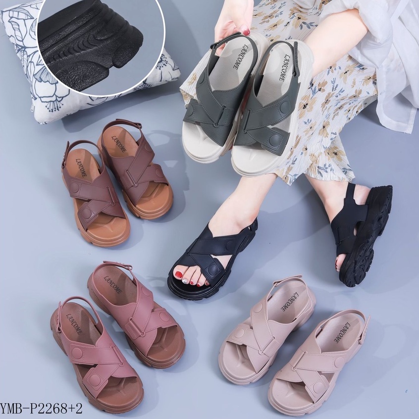 Sandal Gunung Tali Silang Kancing Platform Jelly Sol Tebal P2268