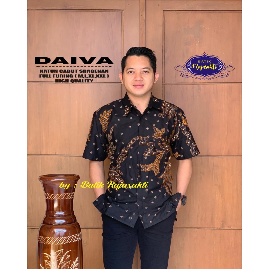 DAIVA RAJASAKTI KEMEJA BATIK SOLO PRIA LENGAN PENDEK LAPIS FURING ATASAN BATIK PREMIUM MODERN KATUN HALUS BAHUWIRYA  BANAMITRA BANAMITRA PUTIH BANGSAWAN BAYU PUTRA BERLIAN BIRU BHARATAYUDA BIMASENA BIRENDRA BIRU INDAH BRAHMAKERTA BRAHMAKERTA MERAH BUDIDRA