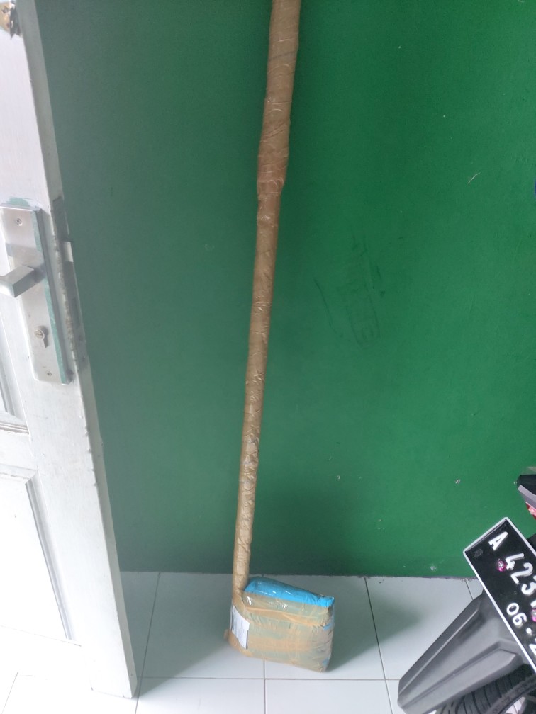 Hook Dudukan Tali/gorden