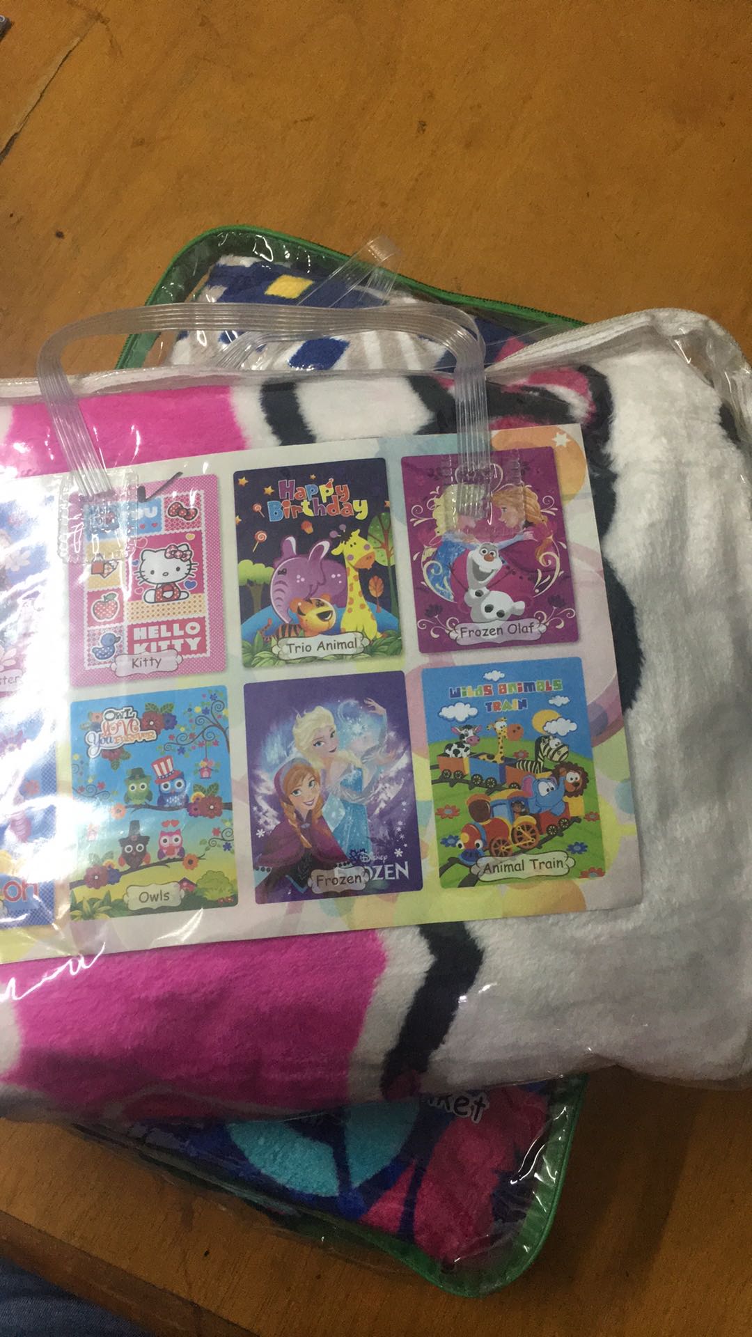 Selimut Akiko King Sutra Rotary 180x200 Arumi Boho Nuri Delhi Florist Lilac Marimar Rainbow Venus