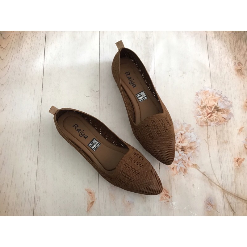 Raiya Flat shoes import