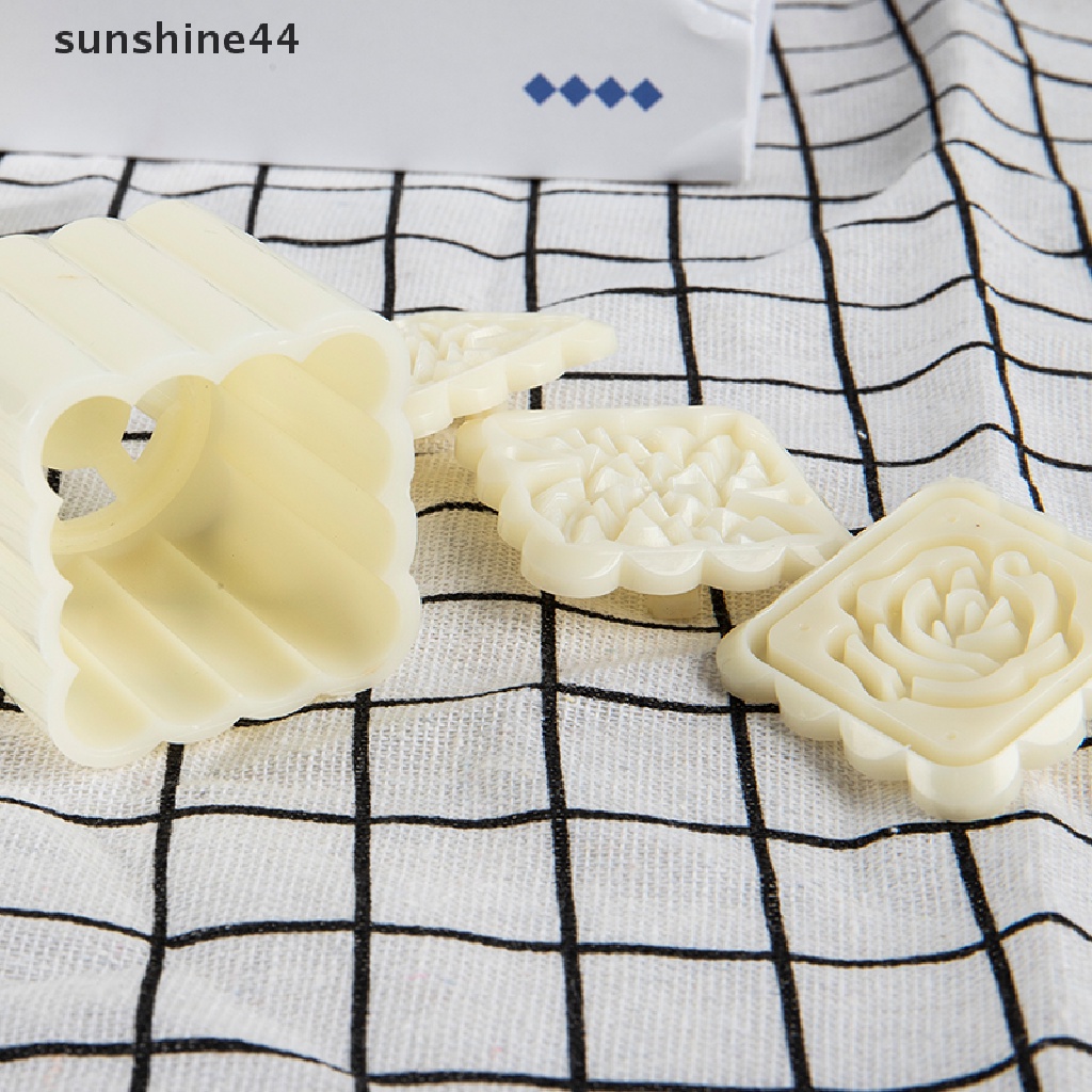 Sunshine 1 Set Cetakan Kue Bulan DIY Bentuk Bunga