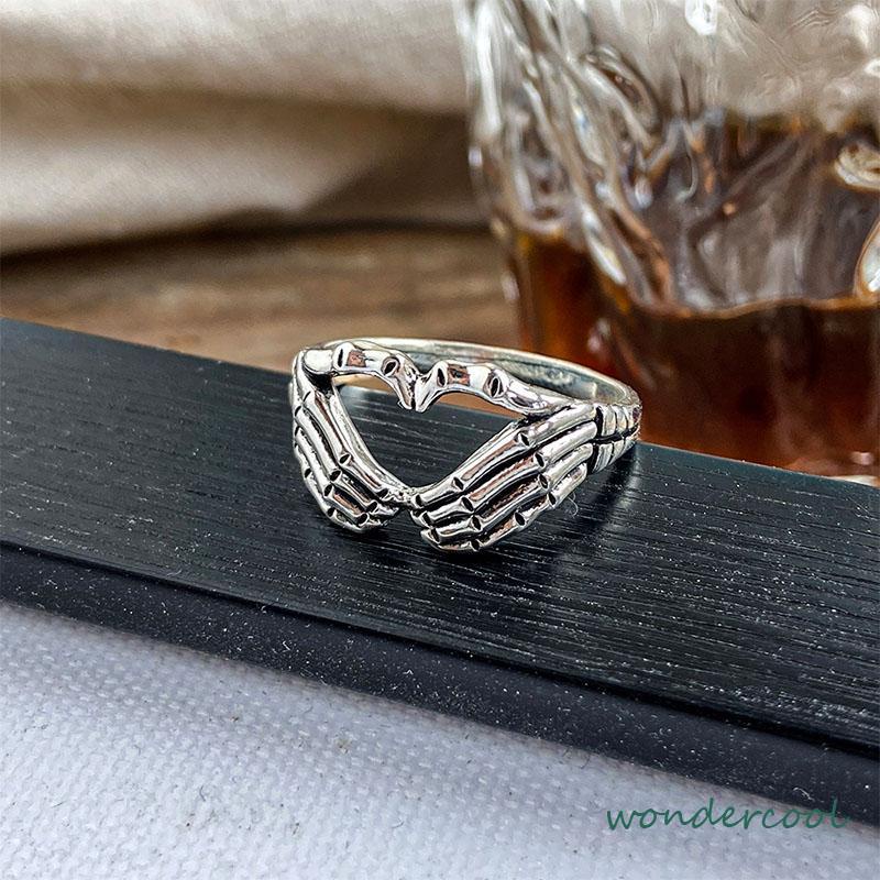 Korea Retro Hell Ghost Tangan Cinta Cincin Mendominasi Tren Pria Dan Wanita Cincin Perhiasan -Won