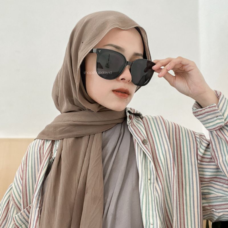 Kacamata Hitam GM Jack Bye Dapat Dipakai Wanita Maupun Pria Kacamata Hitam Pria Kacamata Hitam Wanit