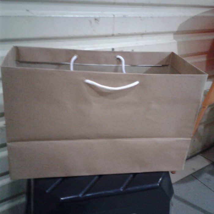 

✨ BISA COD ✨ Paper bag uk 15x33cm,tinggi 20 cm (isi 12 pcs),uk brownis L