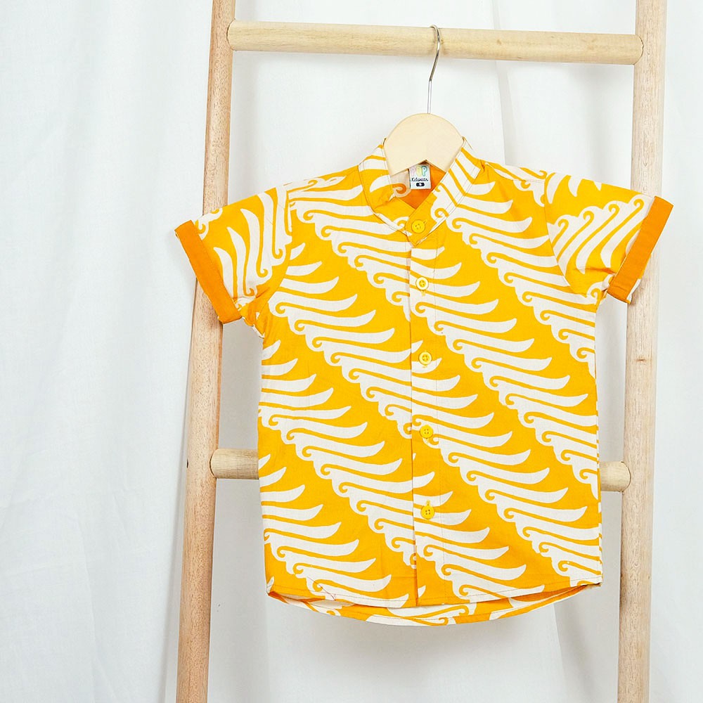

Pop Kidswear Surya Batik - Kemeja Batik Anak Kuning Bahan Batik Cap Asli