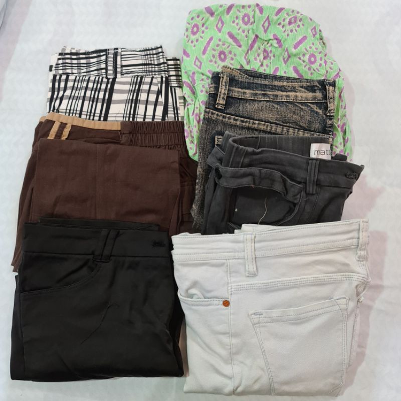 borongan 7pcs celana wanita preloved, new size S-M jeans wanita celana