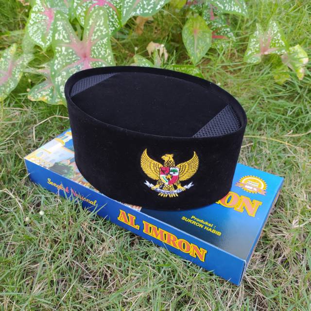 PECI HITAM LOGO GARUDA